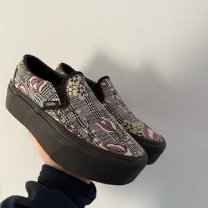 Unisex stackform coral tapestry vans